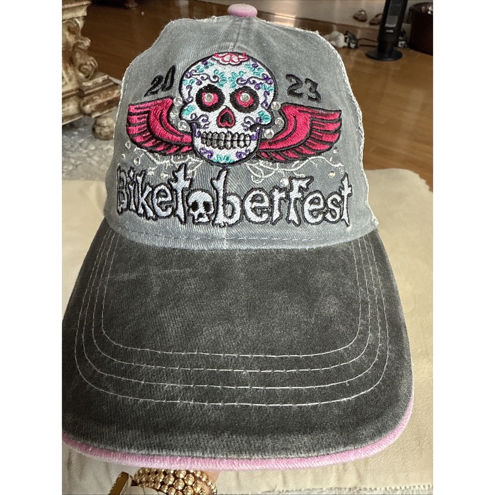 Ladies 2023 Bike Week Daytona Beach Bling Sugar Skull Wings Biker Rally Hat 4309